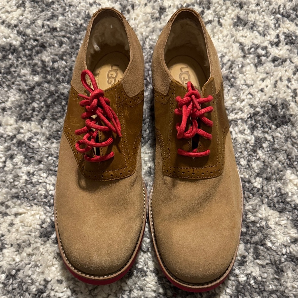UGG Men's Brown Oxfords with Red Laces